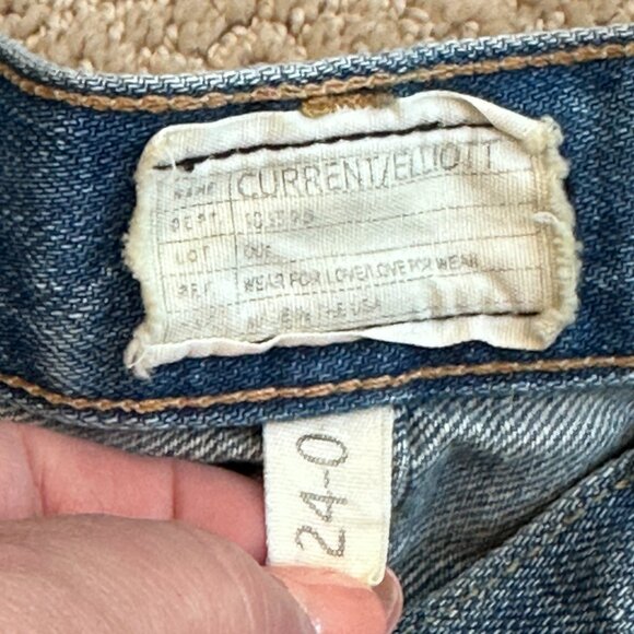 Current/Elliott Boyfriend Jeans Tattered Destroy Boho Raw Hem Size 24 #1968-0001 - Picture 3 of 13